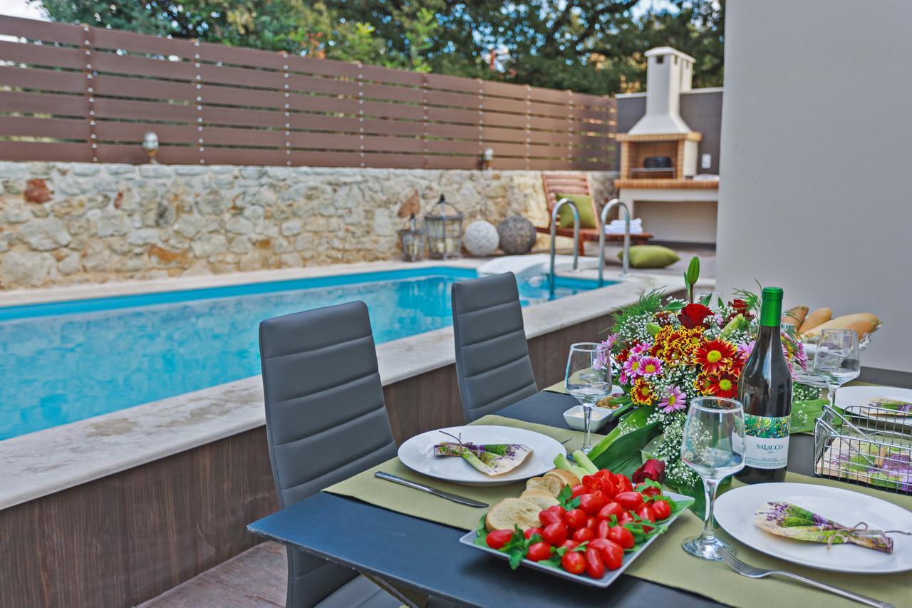 All Seasons Villas Gállos Zewnętrze zdjęcie